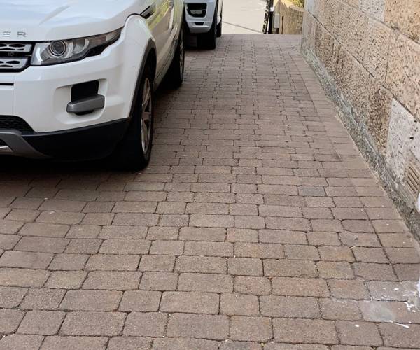 Parking on Rowan Road, G41