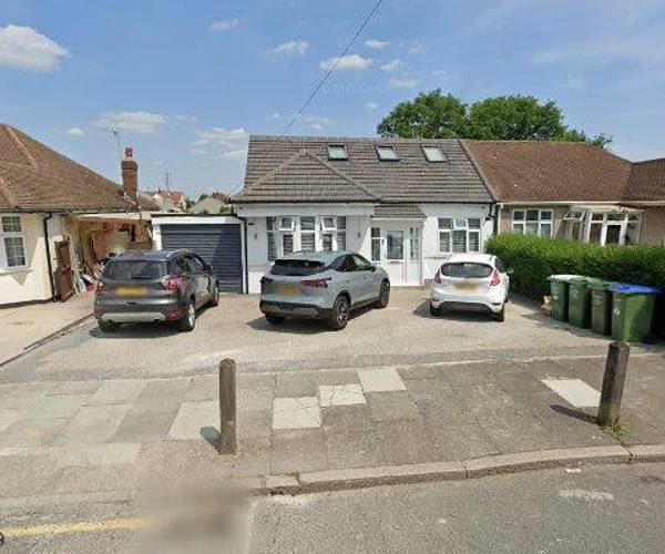 Lingfield Crescent, SE9