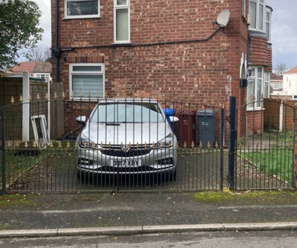 Parking on John Heywood Street, M11
