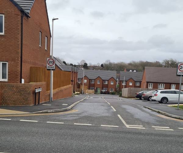 Crocketts Lane, B66