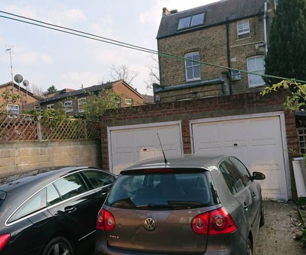 Parking on Christchurch road, SW2