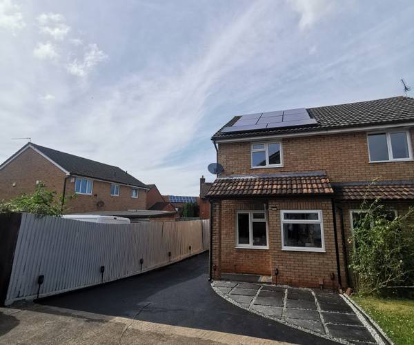 Parking on Scott Lawrence Close, BS16