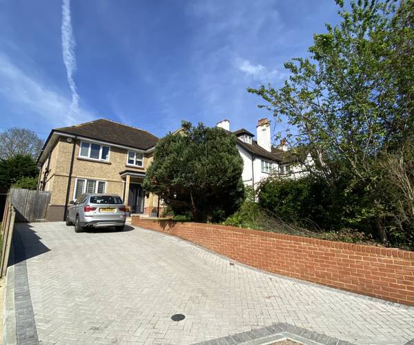 Parking on Braywick Road, SL6