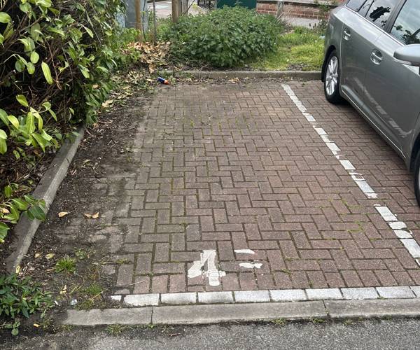 Parking on Crosse Courts, SS15
