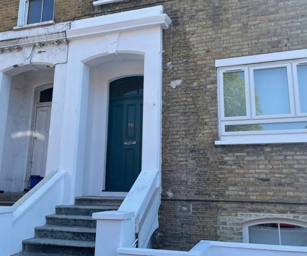 Parking on Amhurst Road, E8