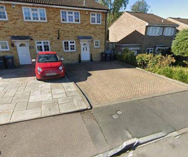 Parking on Darley Close, CR0
