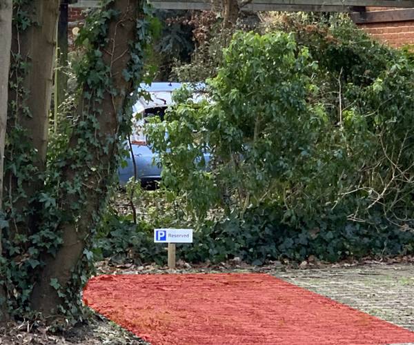 Parking on Spinney Gardens, SE19