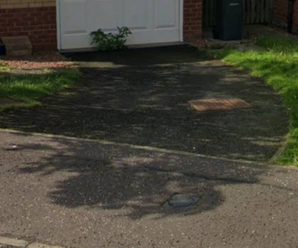 Parking on Fernieside Place, EH17