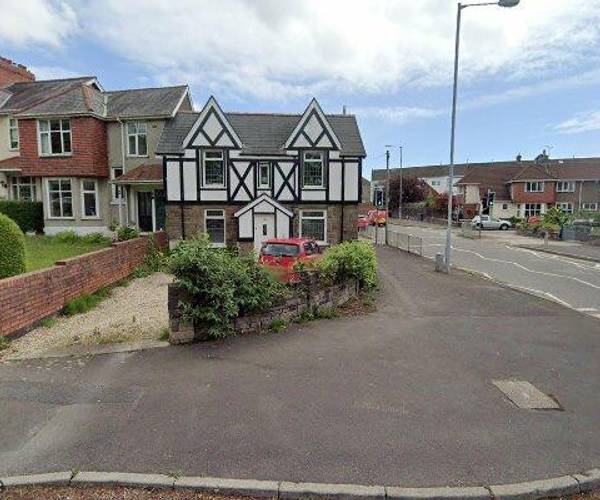 Parking on Glanmor Road, SA2