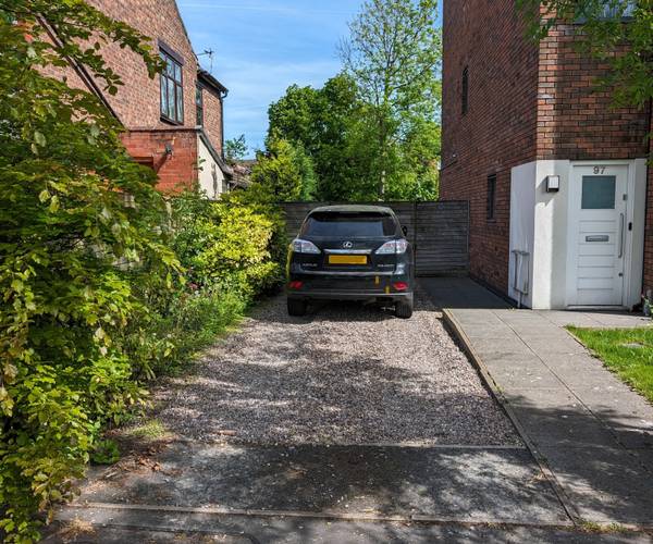 Parking on School Lane, M20