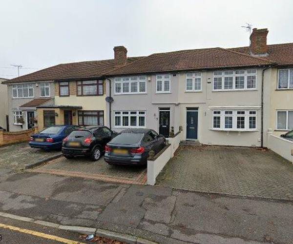 Parking on Woburn Avenue, RM12