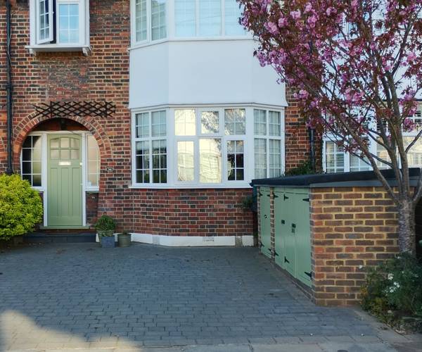 Parking on Michelham Gardens, TW1