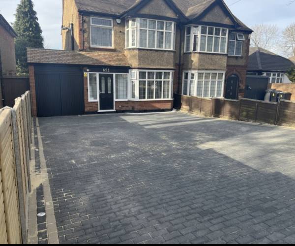 Parking on Dunstable Road, LU4