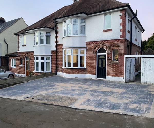 Wardown Crescent, LU2