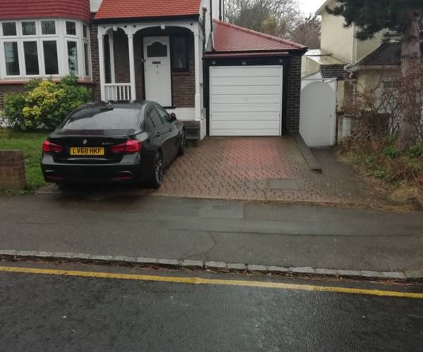 Parking on Rafford Way, BR1