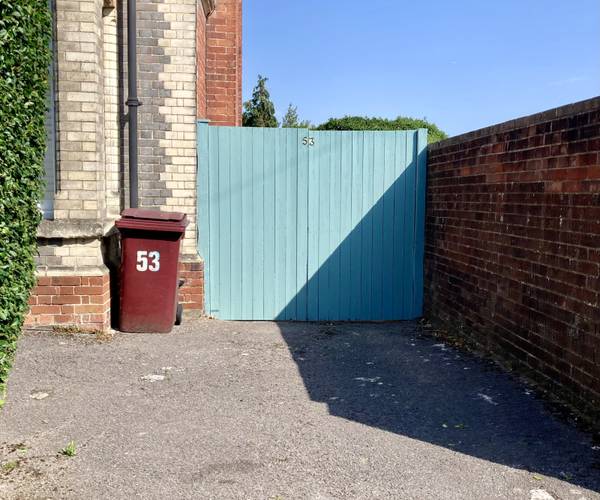 Parking on Morgan Road, RG1