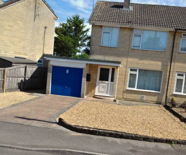 Parking on Westbrook Close, SN14