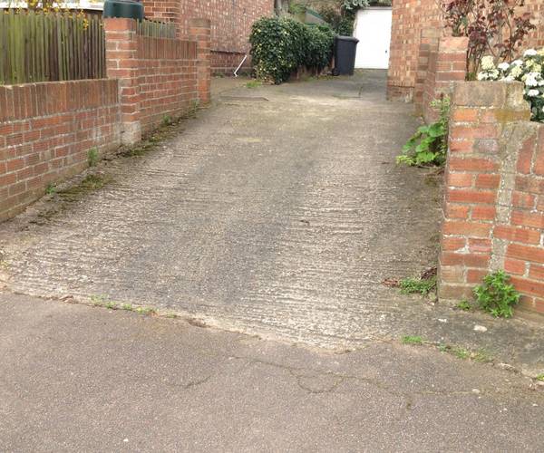 Parking on Silverwood Close, CB1