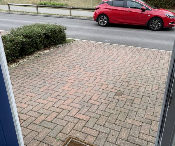 Parking on Minchin Acres, SO30