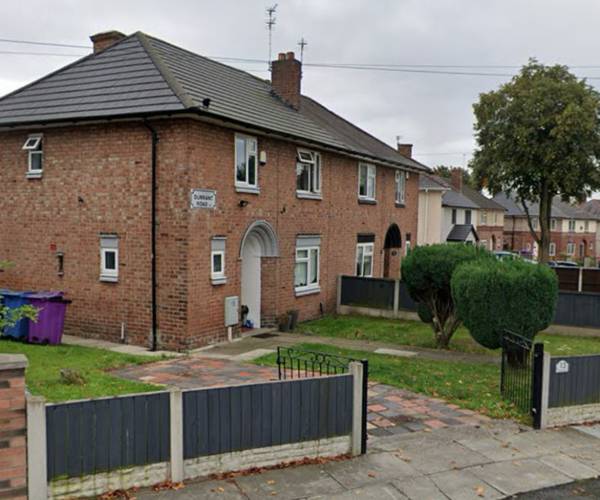 Parking on Durrant Road, L11