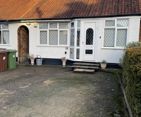 Parking on Bullhead Road, WD6