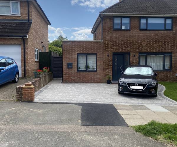 Parking on Ridgeway Crescent Gardens, BR6