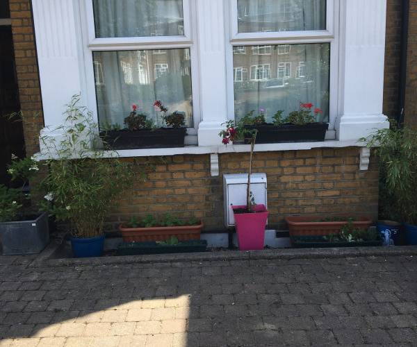 Parking on Palmers Road, N11