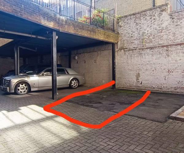 Parking space on  Royal Mint Street, E1