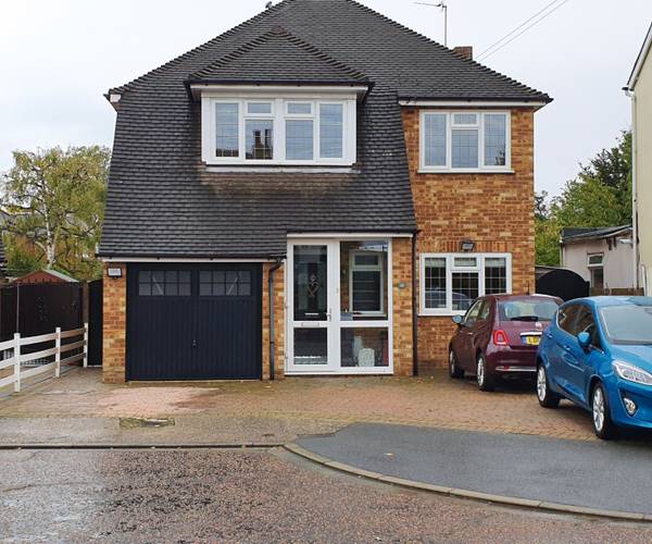 Parking on Clifford Grove, TW15