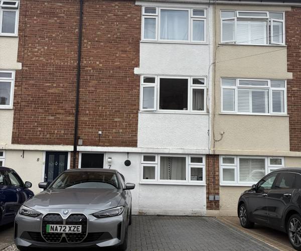 Parking on Athelstan Close, RM3