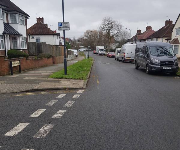 Parking on Grand Avenue, HA9