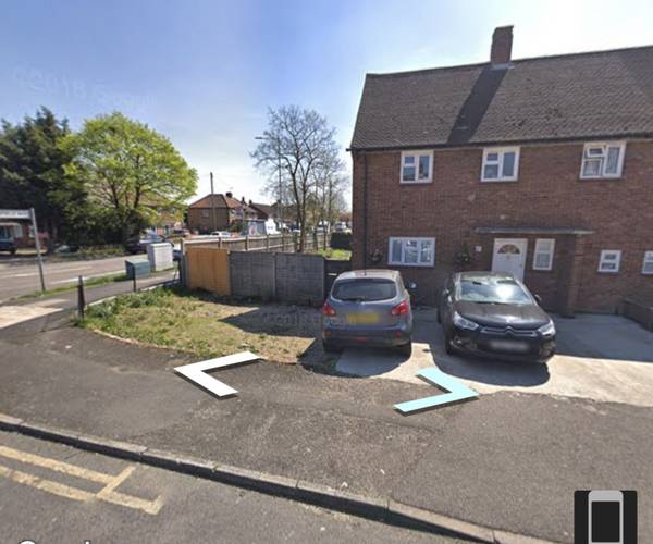 Parking on Wingfield Way, HA4