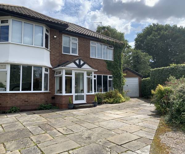 Stonemead Avenue, WA15