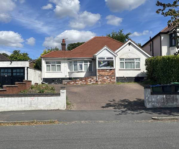 Parking on Hadzor Road, B68