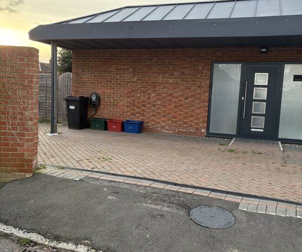 Parking on Beaufort Gardens, TW5