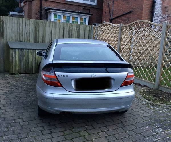 Parking on Westrow Gardens, SO15