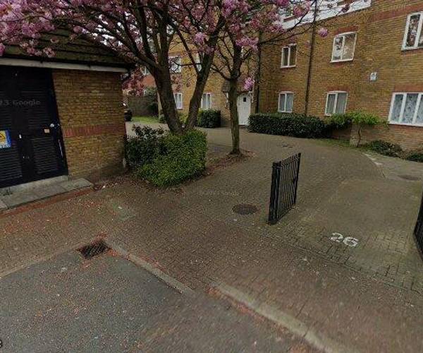 Parking on Caraway Close, E13