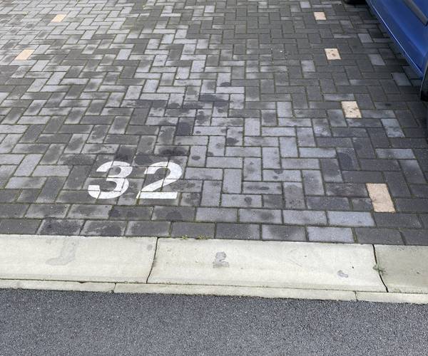 Parking on Trevarner Meadow, PL27