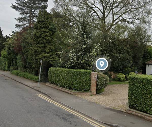 Parking on Bulstrode Way, SL9