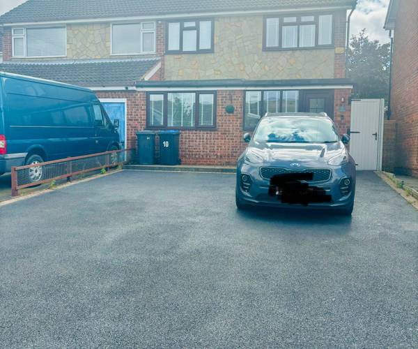 Parking on Milton Close, LE10
