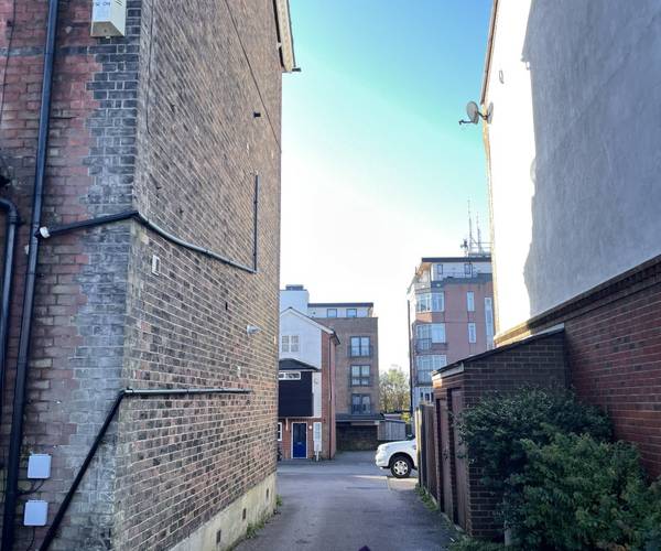 Parking on St. James Road, RH19
