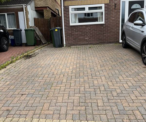 Parking on Powderham Drive, CF11