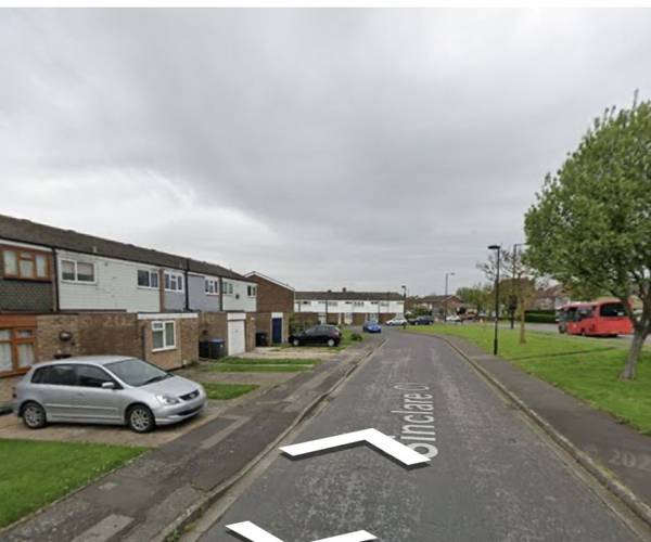 Parking on Sinclare Close, EN1