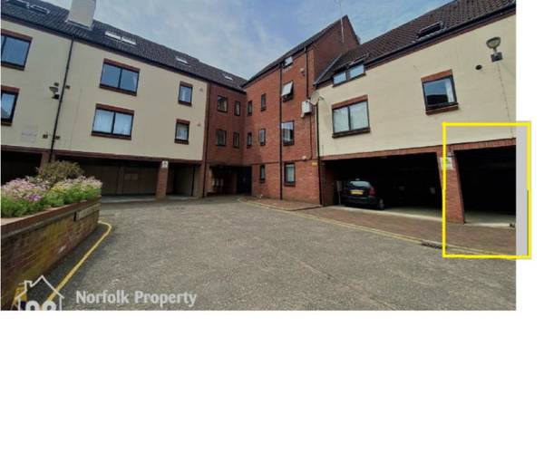 Parking on Mulberry Close, NR3