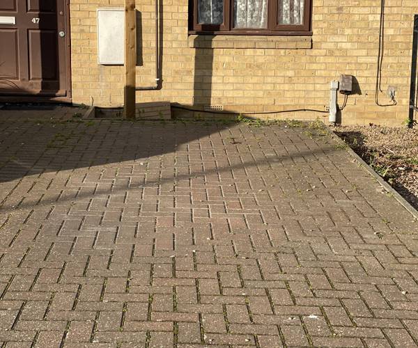 Parking on Evelyn Road, E16