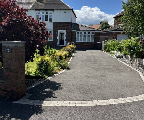 Lindom Avenue, DH3