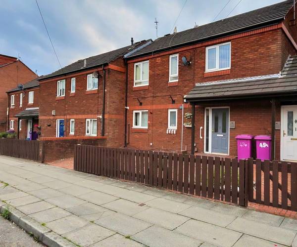 Carisbrooke Road, L4