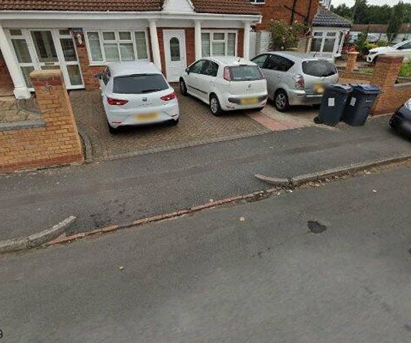 Parking on Perry Park Crescent, B42