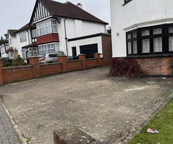 Parking on Northwick Avenue, HA3