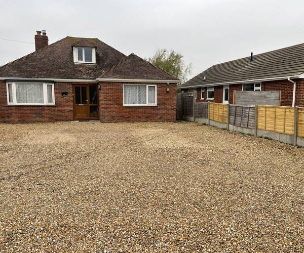 Bracklesham Lane, PO20